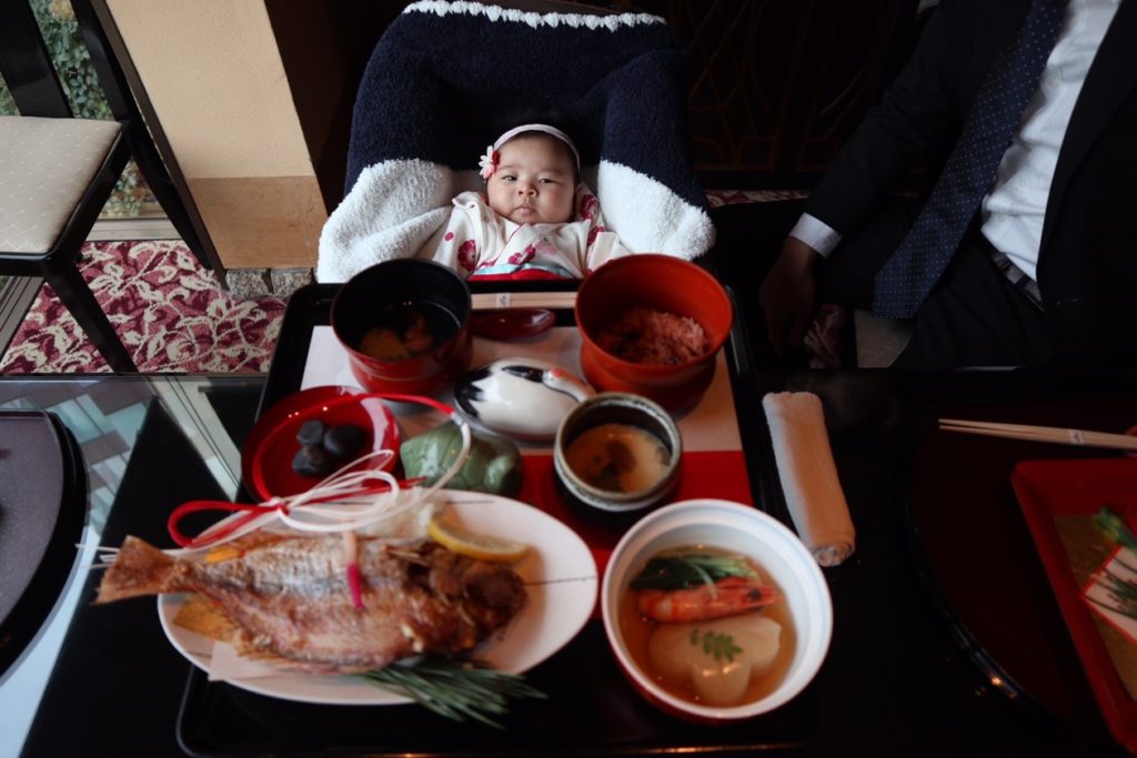 東京 ホテル椿山荘東京 で生後１００日をお祝い 日本料理 みゆき のお食い初めプラン